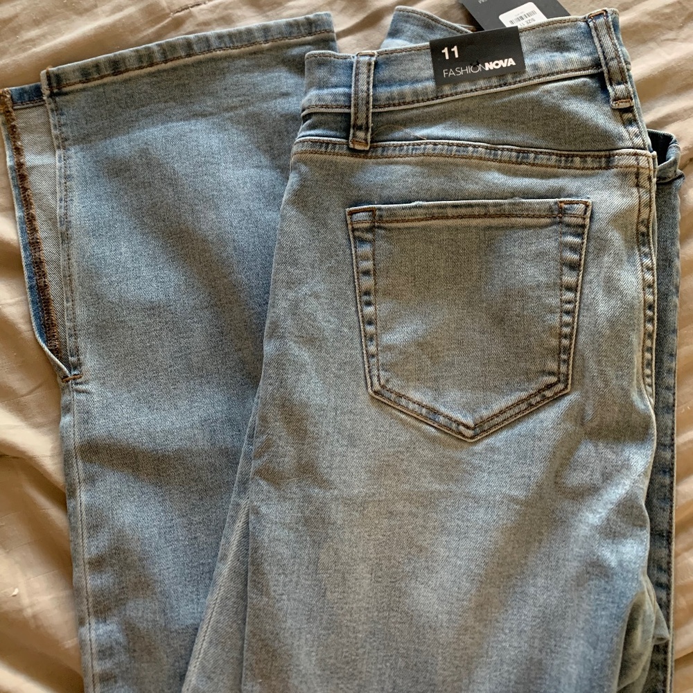 Fashion nova killing em softly side split jeans